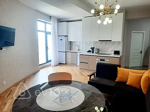 Kirayə verilir 2 otaqlı yeni tikili 67 m² — Bakı, Səbail 2 otaq 67.00 m²