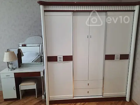 Kirayə verilir 2 otaqlı yeni tikili 67 m²