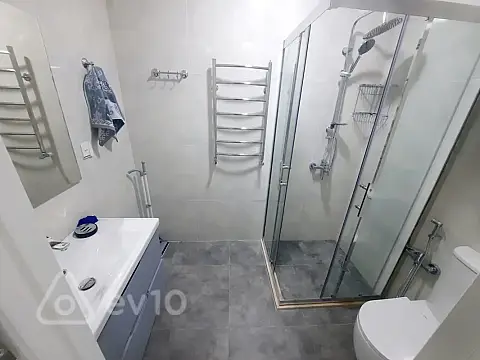 Kirayə verilir 2 otaqlı yeni tikili 67 m²