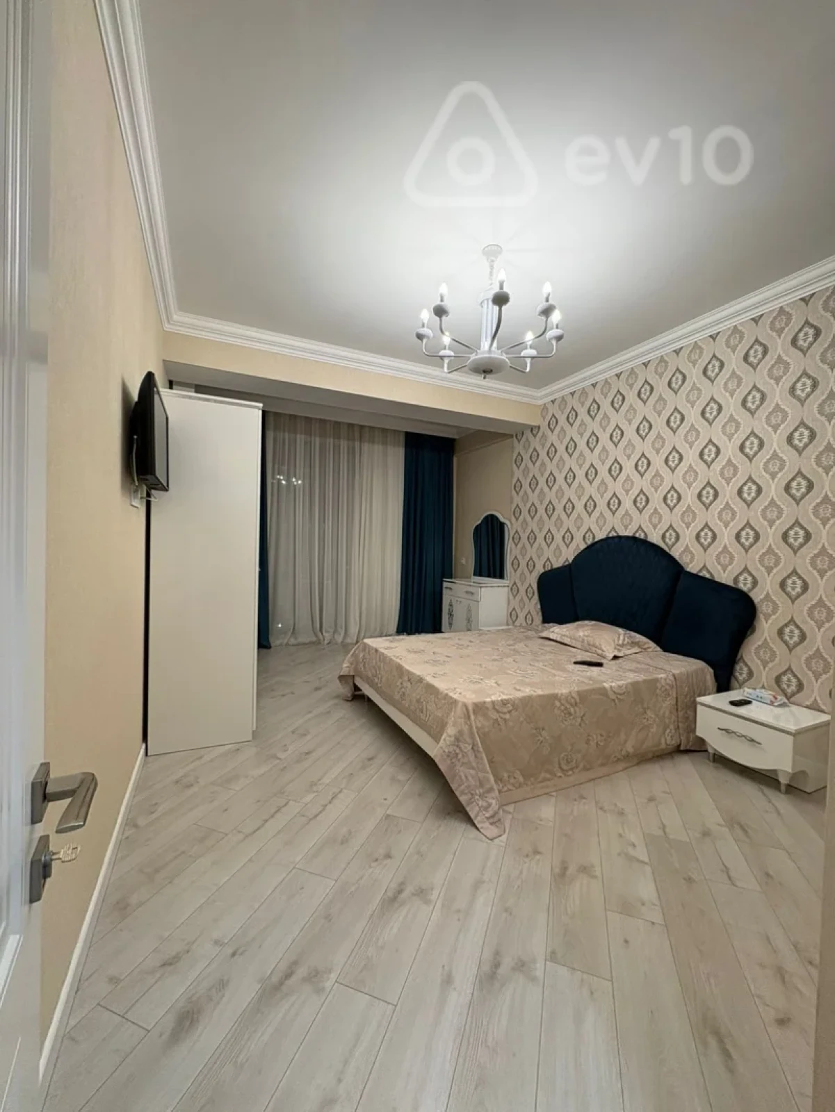Kirayə verilir 3 otaqlı yeni tikili 105 m²
