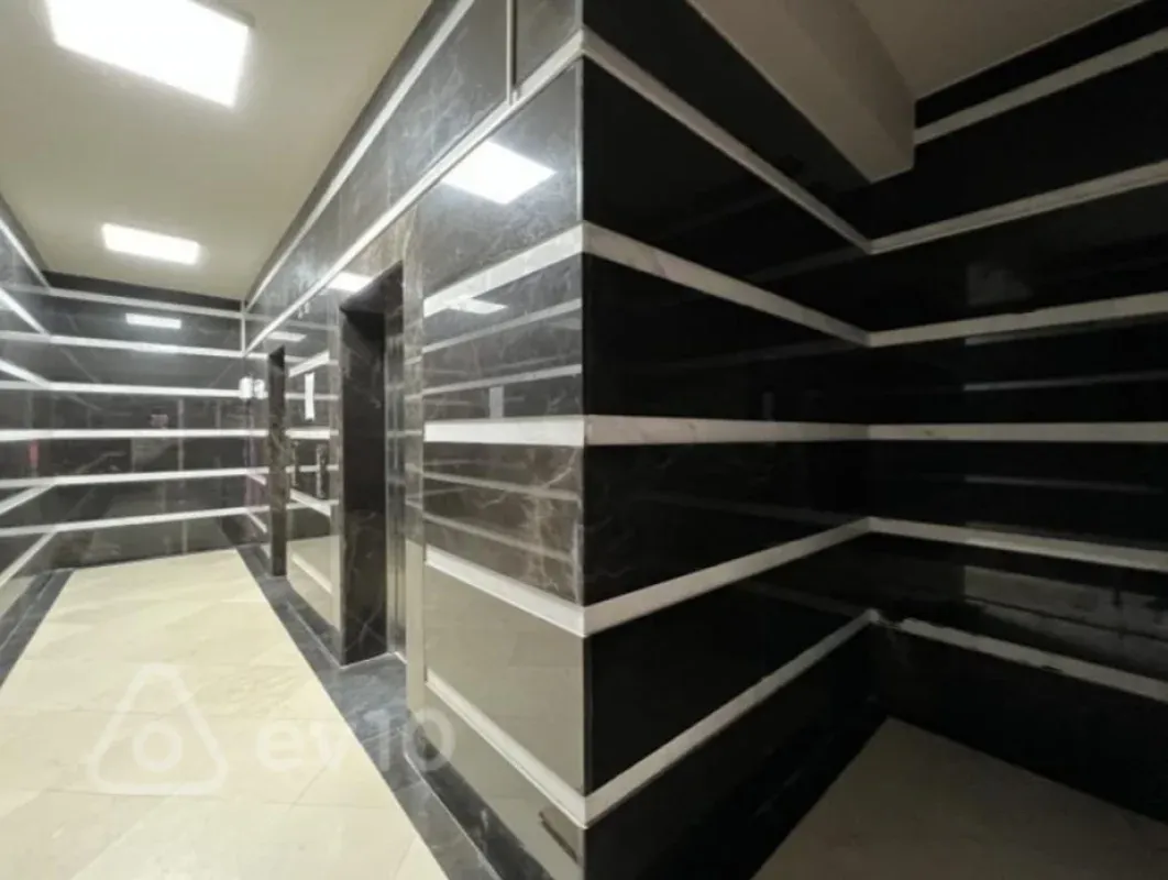 Kirayə verilir 3 otaqlı yeni tikili 105 m²