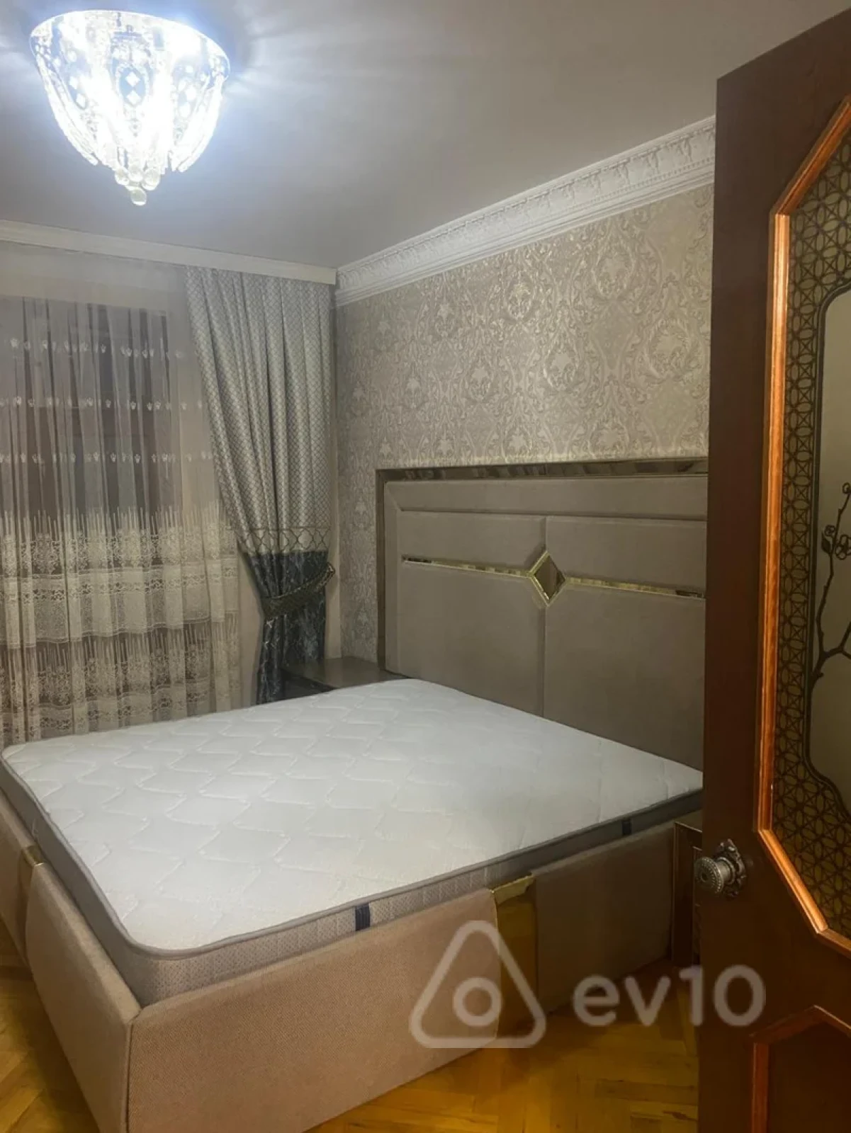Kirayə verilir 3 otaqlı köhnə tikili 70 m²