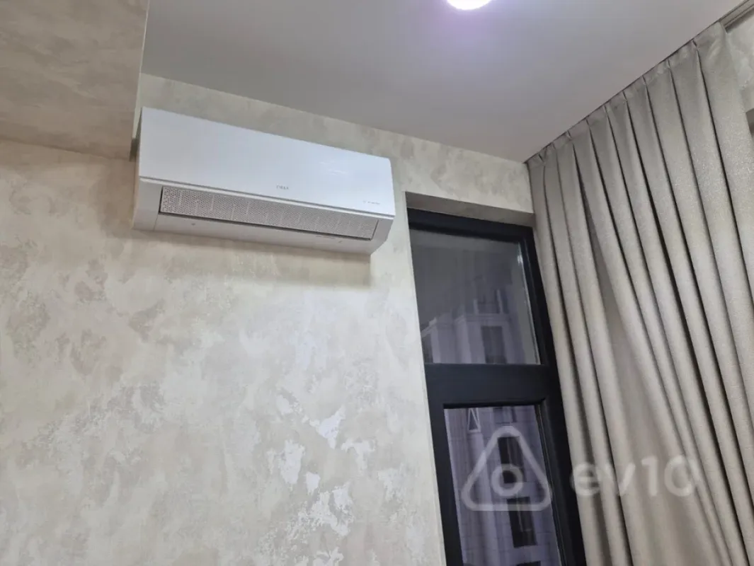 Kirayə verilir 2 otaqlı yeni tikili 95 m²