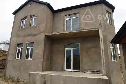 Satılır 5 otaqlı həyət evi 220 m²