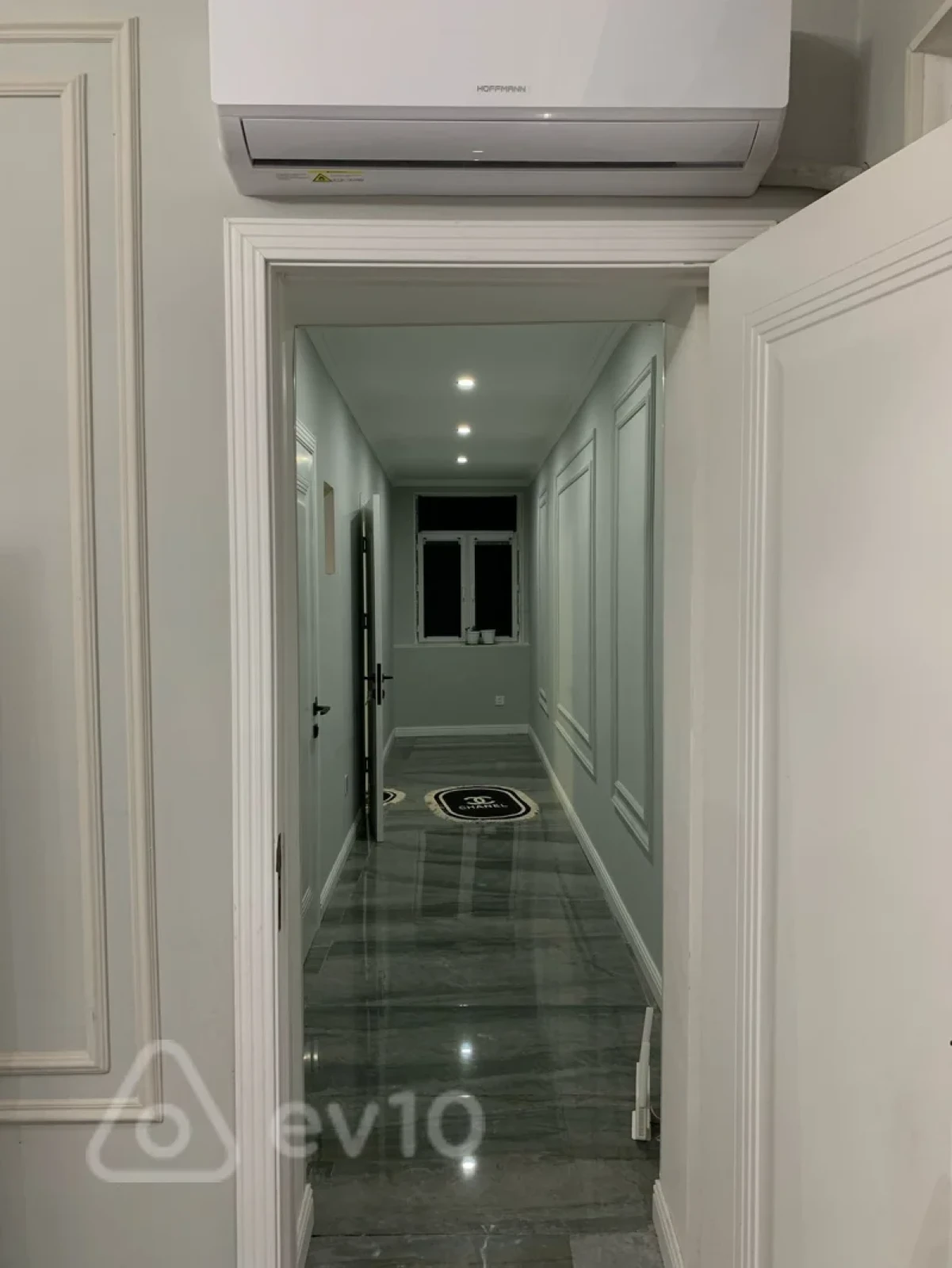 Satılır 6 otaqlı həyət evi 270 m²