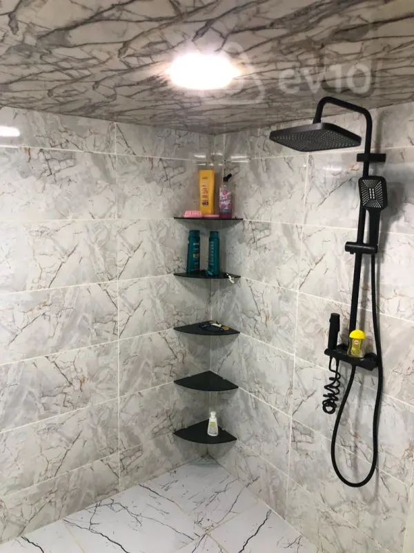 Satılır 6 otaqlı həyət evi 270 m²