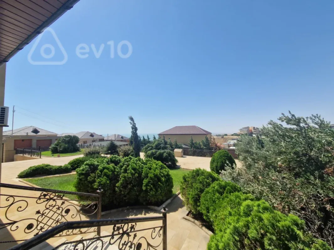 Kirayə verilir 6 otaqlı həyət evi 350 m²