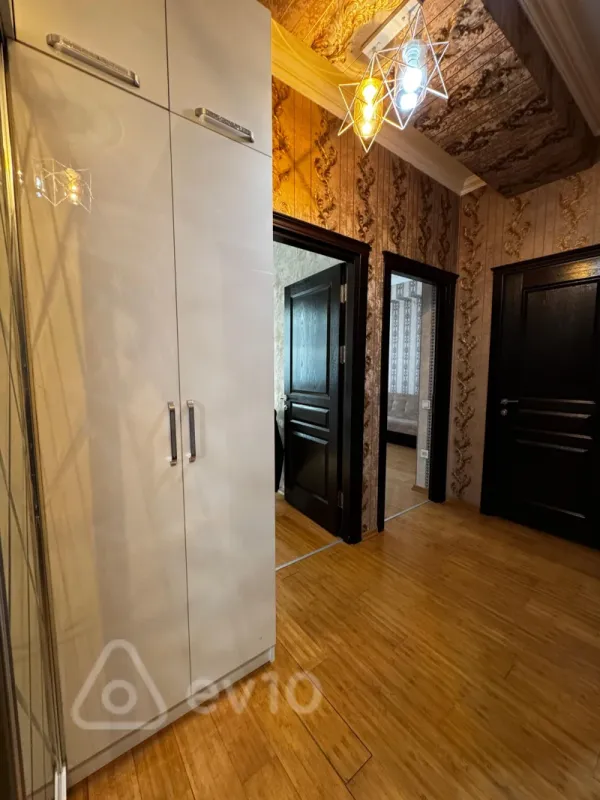 Satılır 2 otaqlı yeni tikili 55 m²