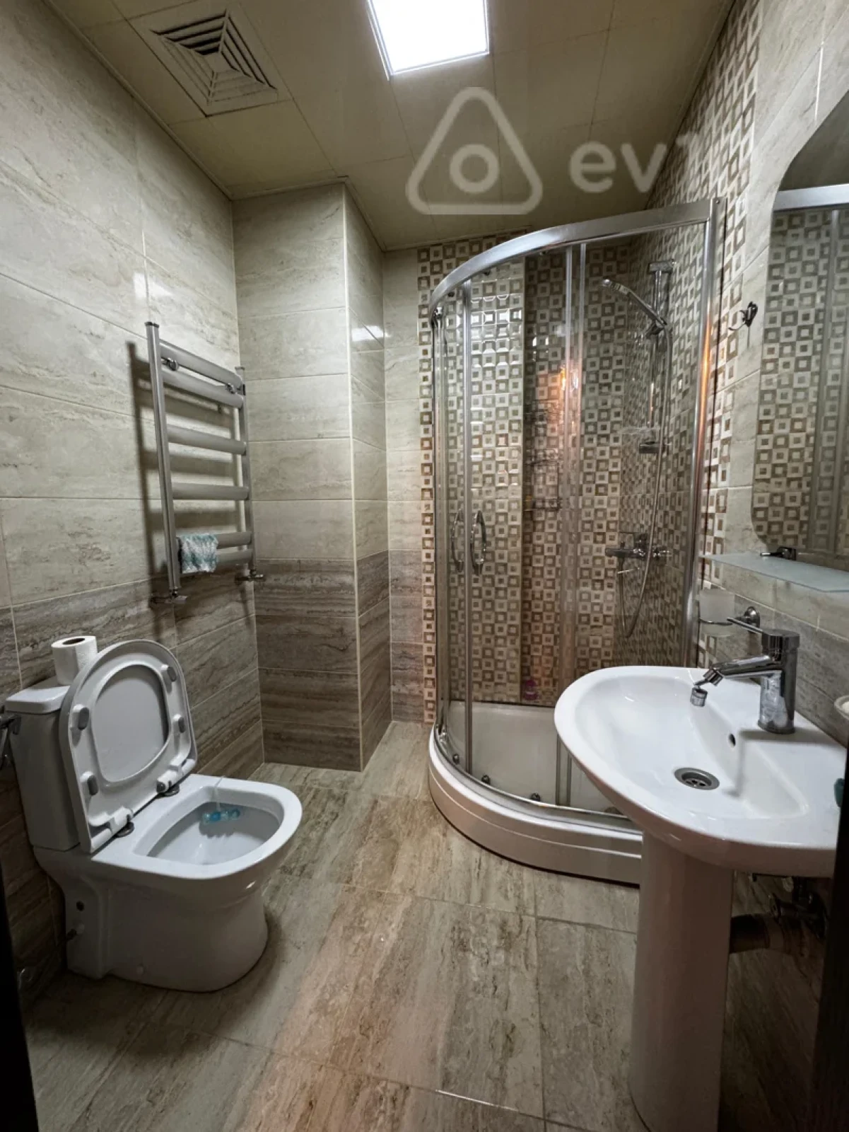 Satılır 2 otaqlı yeni tikili 55 m²