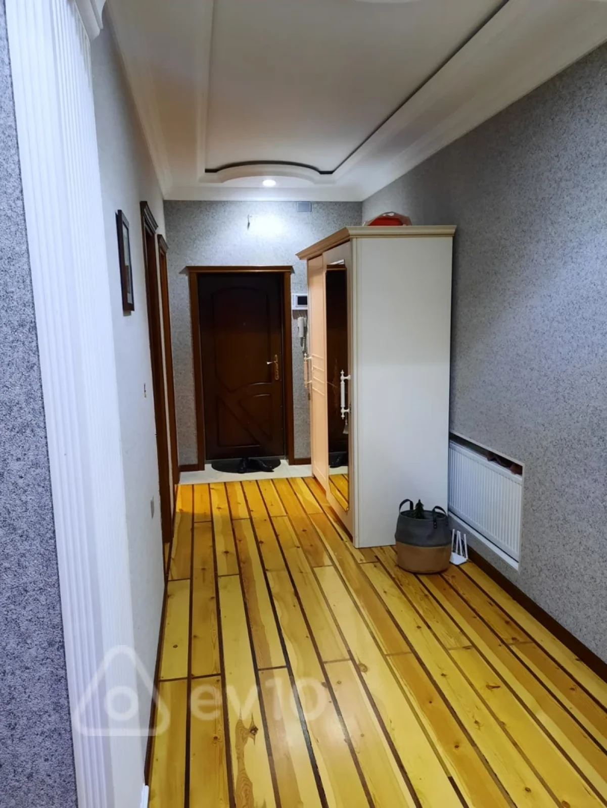 Satılır 3 otaqlı yeni tikili 122 m²