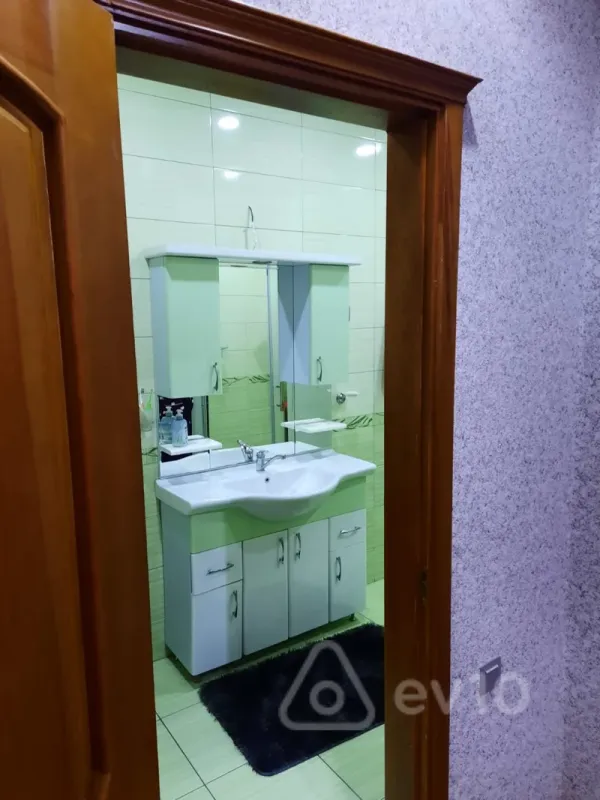 Satılır 3 otaqlı yeni tikili 122 m²