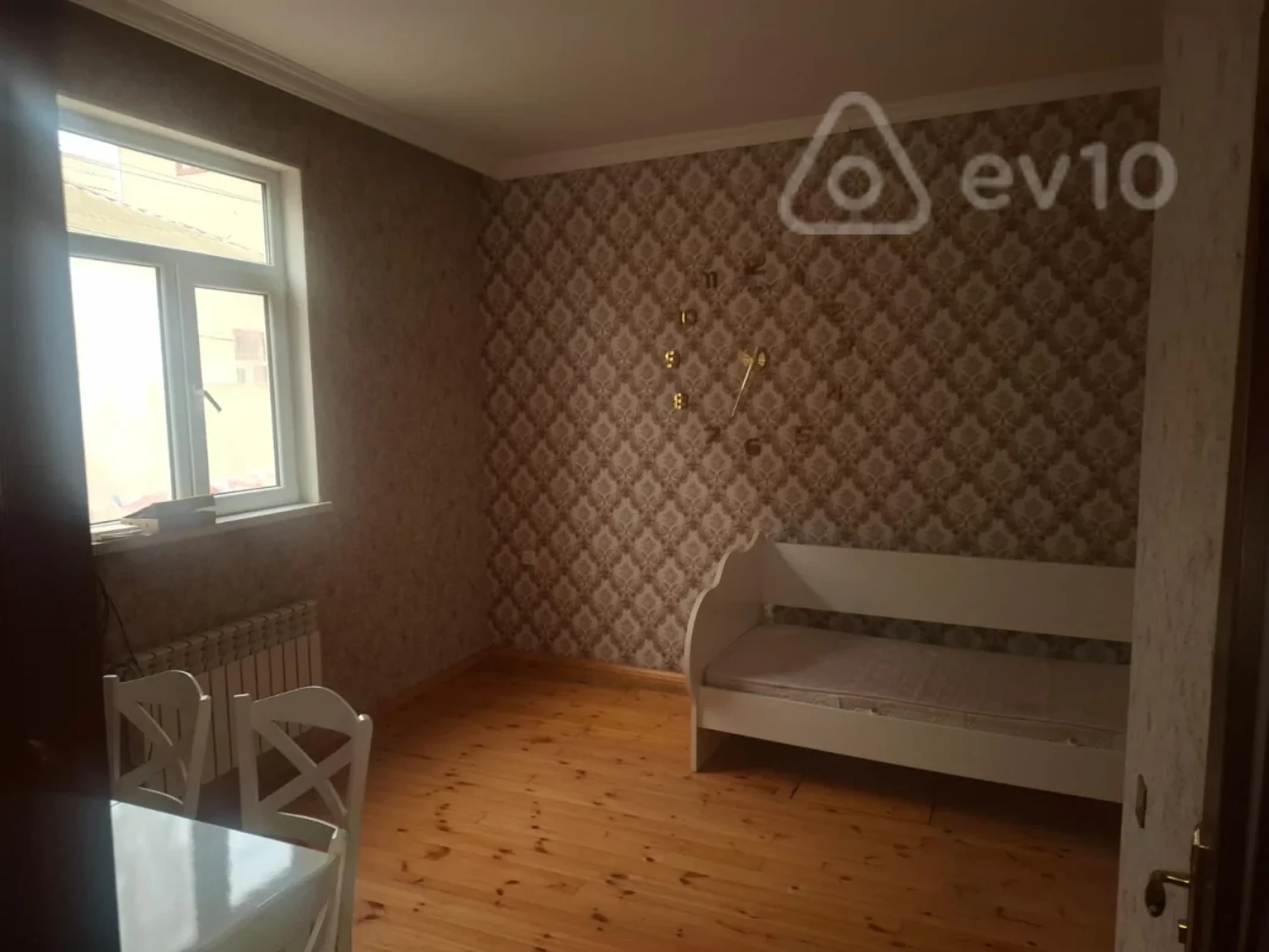Kirayə verilir 2 otaqlı həyət evi 43 m²