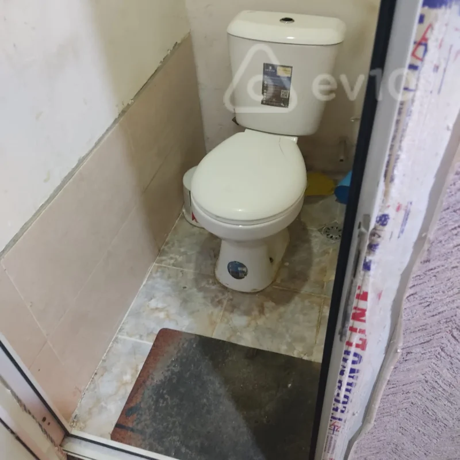 Kirayə verilir 2 otaqlı köhnə tikili 50 m²