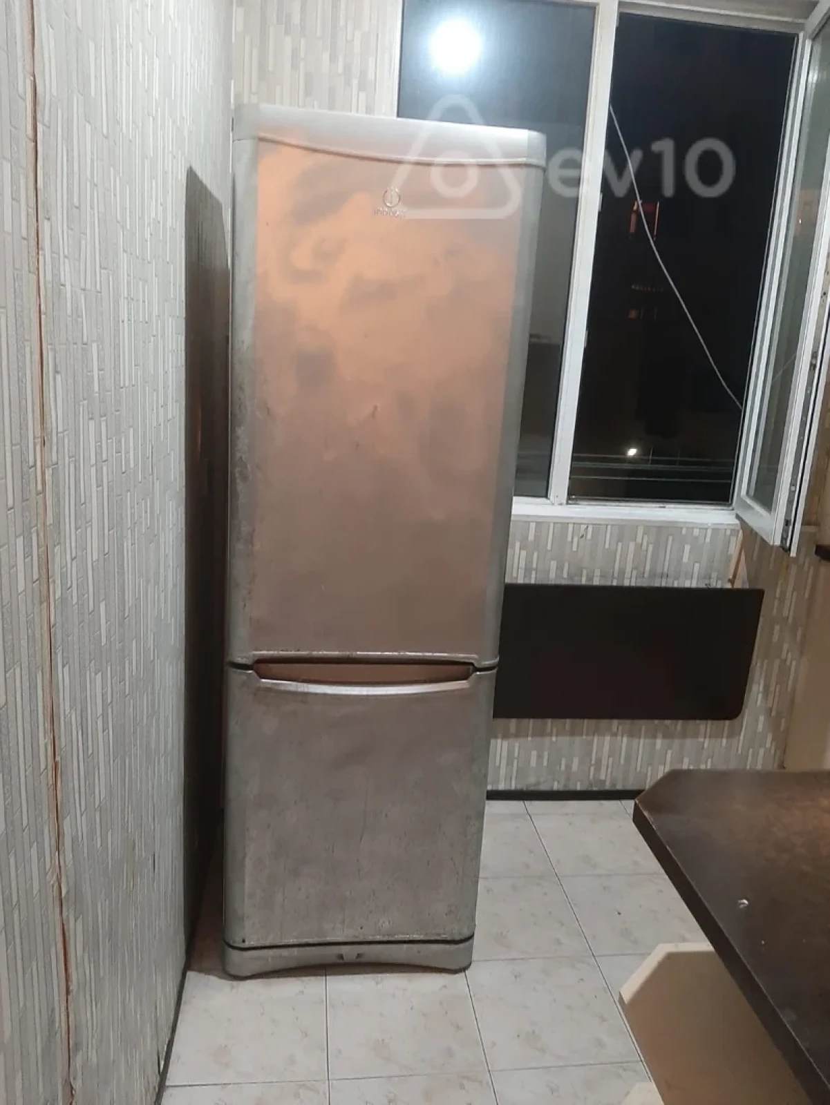 Kirayə verilir 2 otaqlı köhnə tikili 50 m²