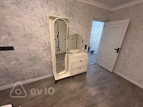 Kirayə verilir 3 otaqlı yeni tikili 65 m²