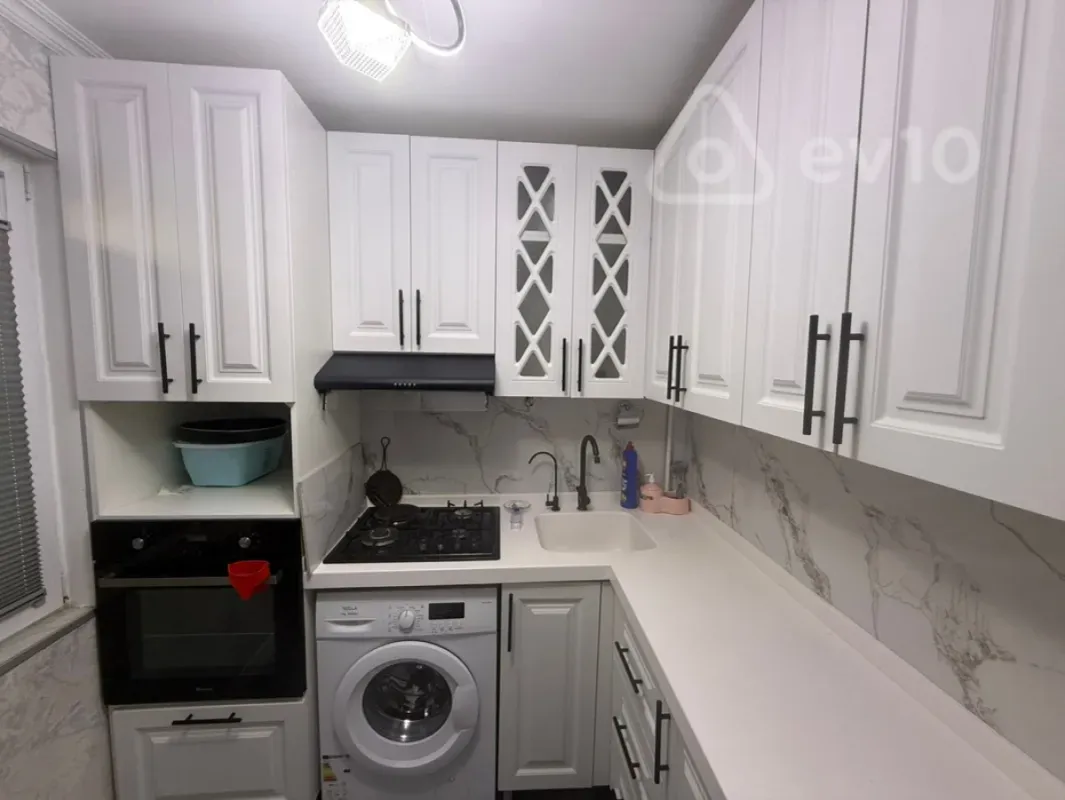 Kirayə verilir 3 otaqlı yeni tikili 65 m²