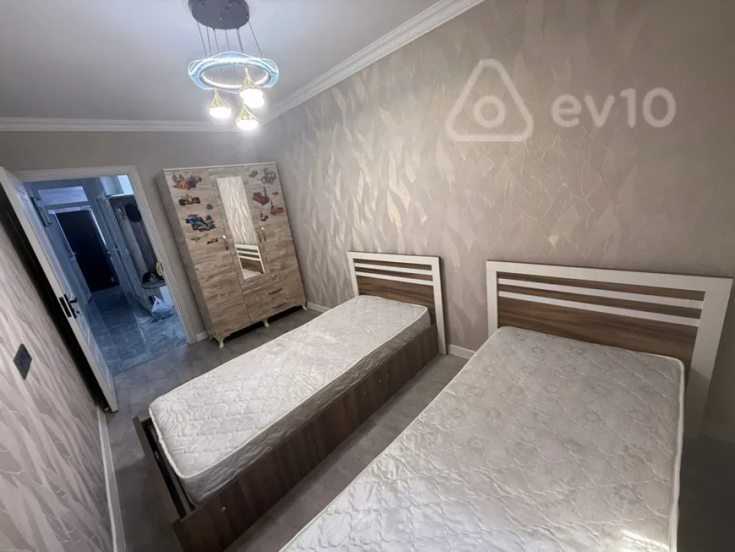 Kirayə verilir 3 otaqlı yeni tikili 65 m²