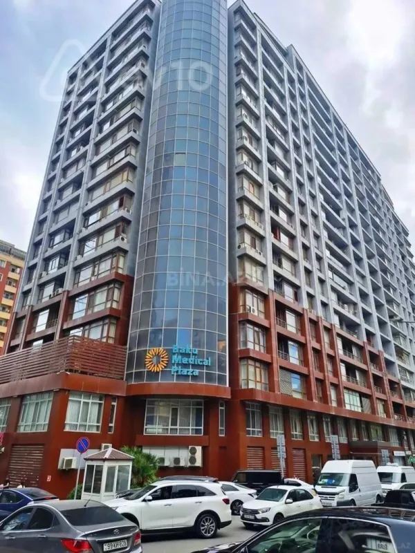 Satılır 4 otaqlı yeni tikili 180 m²