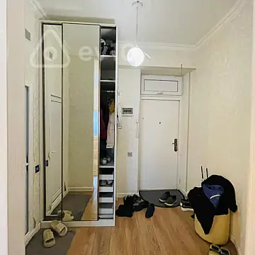 Satılır 3 otaqlı yeni tikili 60 m²
