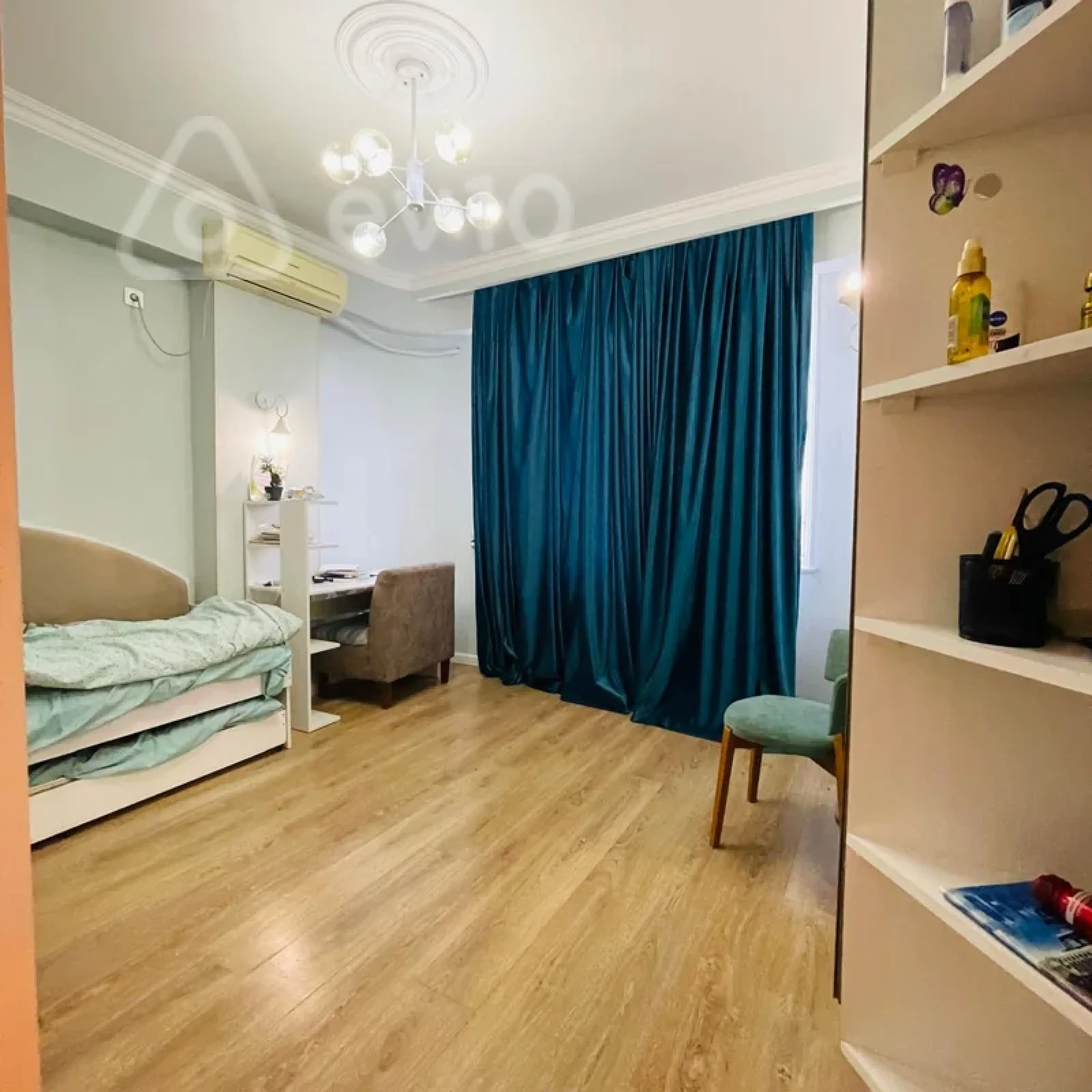 Satılır 3 otaqlı yeni tikili 60 m²