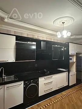 Kirayə verilir 3 otaqlı yeni tikili 100 m²