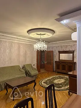 Kirayə verilir 3 otaqlı yeni tikili 100 m²