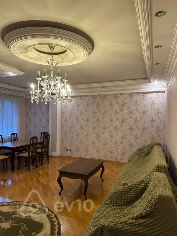 Kirayə verilir 3 otaqlı yeni tikili 100 m²