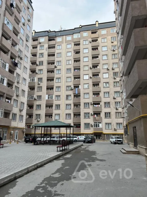 Satılır 1 otaqlı yeni tikili 40 m²