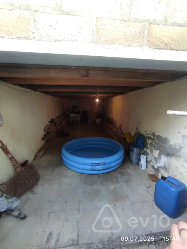 Satılır 5 otaqlı həyət evi 217.5 m²