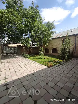 Satılır 5 otaqlı həyət evi 217.5 m²