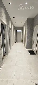 Satılır 5 otaqlı həyət evi 250 m²