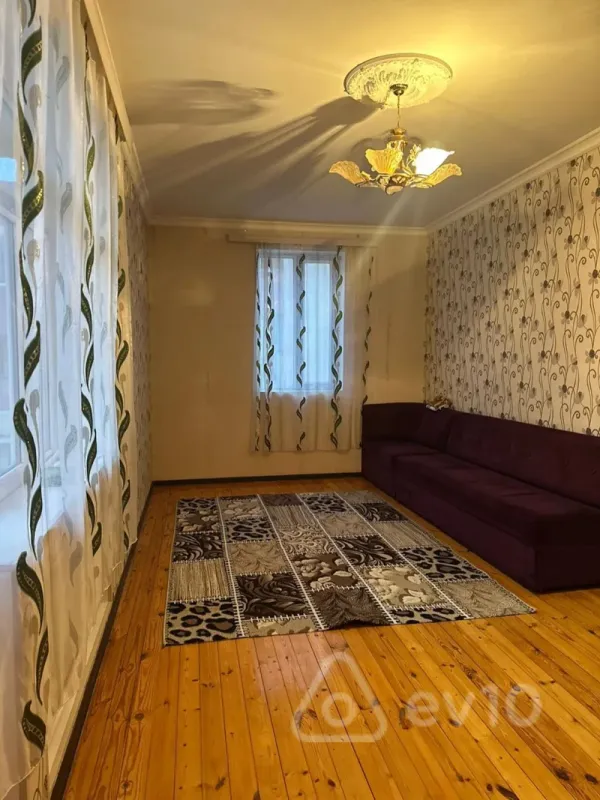 Kirayə verilir 2 otaqlı yeni tikili 64 m²