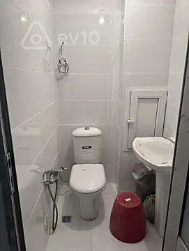 Kirayə verilir 1 otaqlı ofis 36 m²