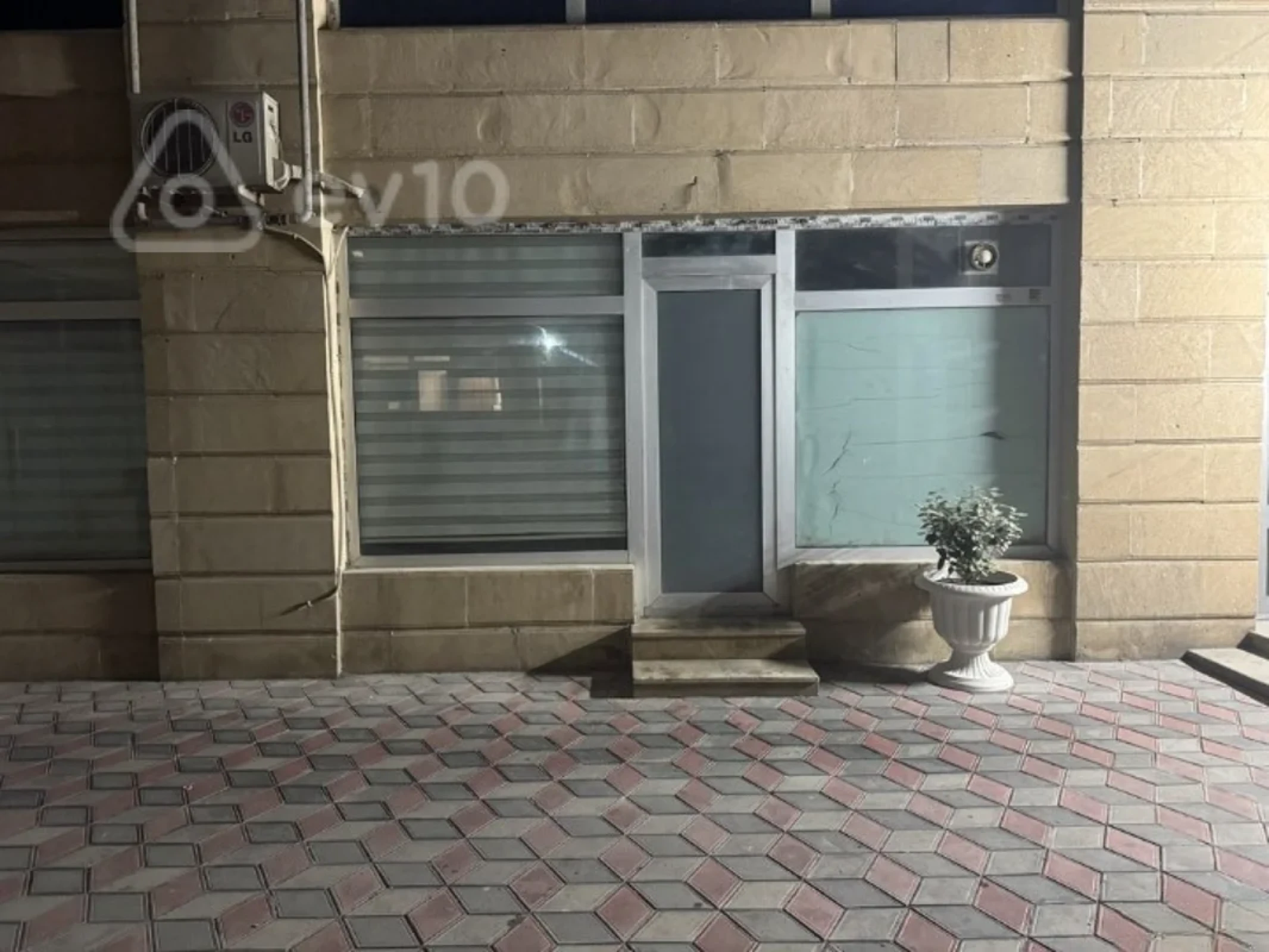 Kirayə verilir 1 otaqlı ofis 36 m²