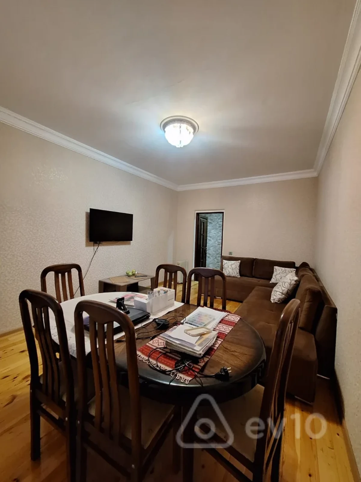 Satılır 1 otaqlı köhnə tikili 30 m²