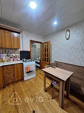 Satılır 1 otaqlı köhnə tikili 30 m²