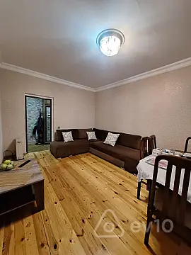 Satılır 1 otaqlı köhnə tikili 30 m²
