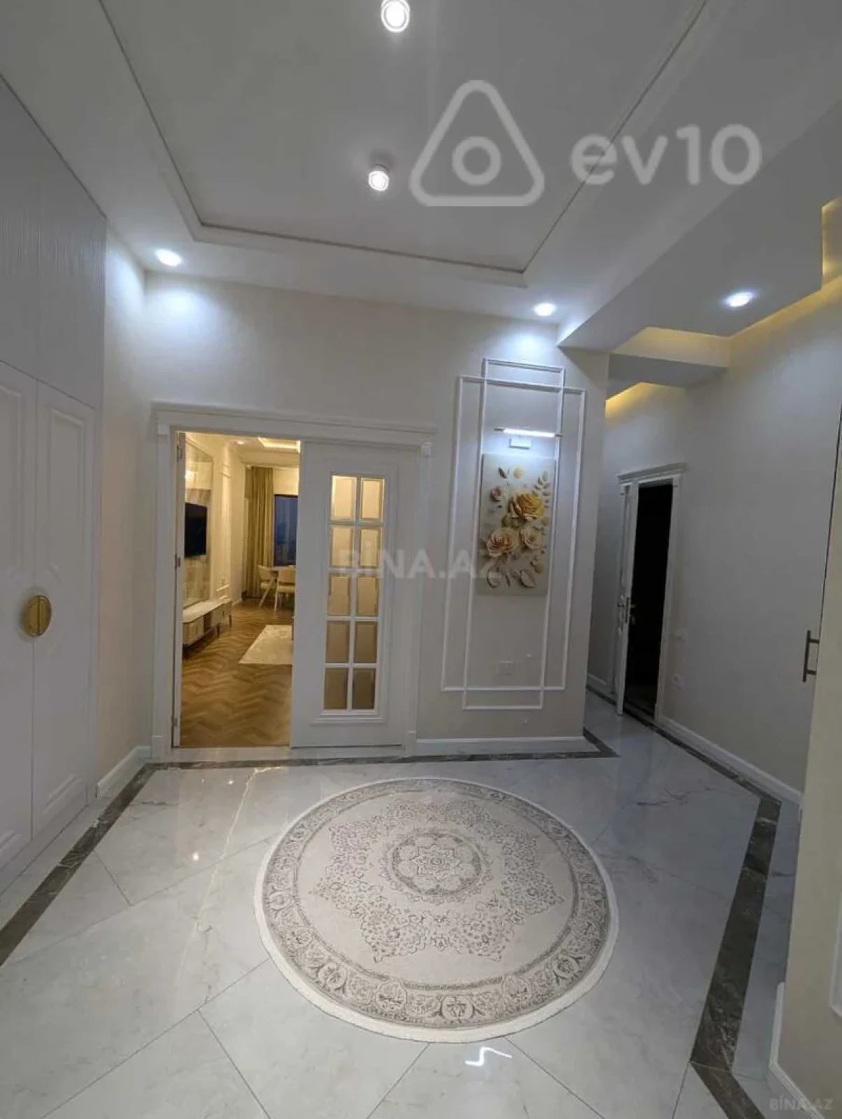 Kirayə verilir 2 otaqlı yeni tikili 75 m²