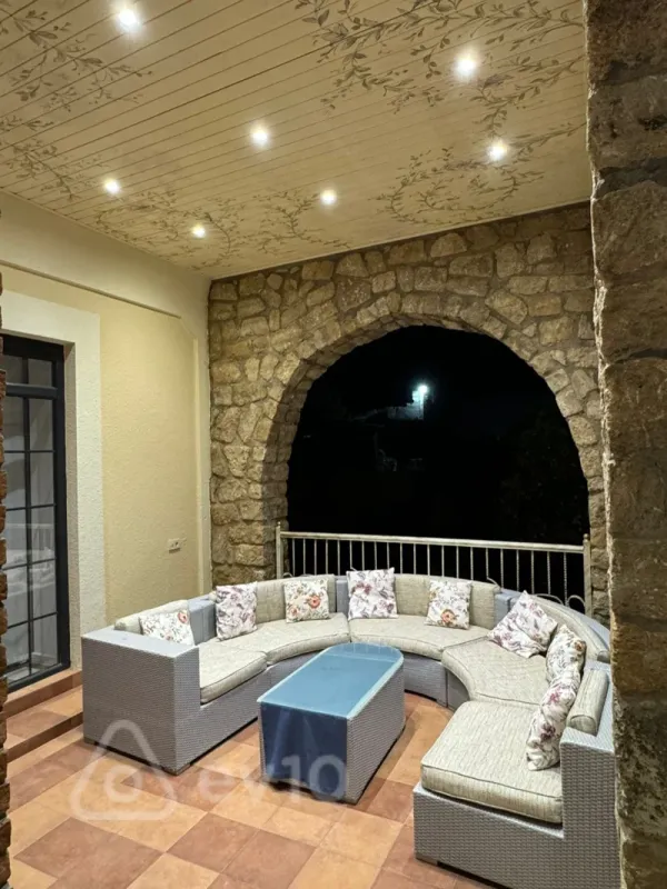 Kirayə verilir 4 otaqlı həyət evi 250 m²