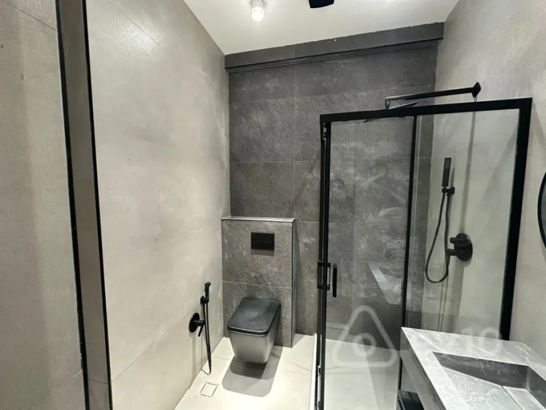 Kirayə verilir 3 otaqlı yeni tikili 108 m²