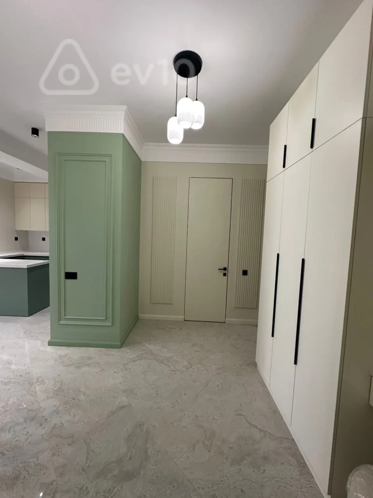 Kirayə verilir 3 otaqlı yeni tikili 108 m²