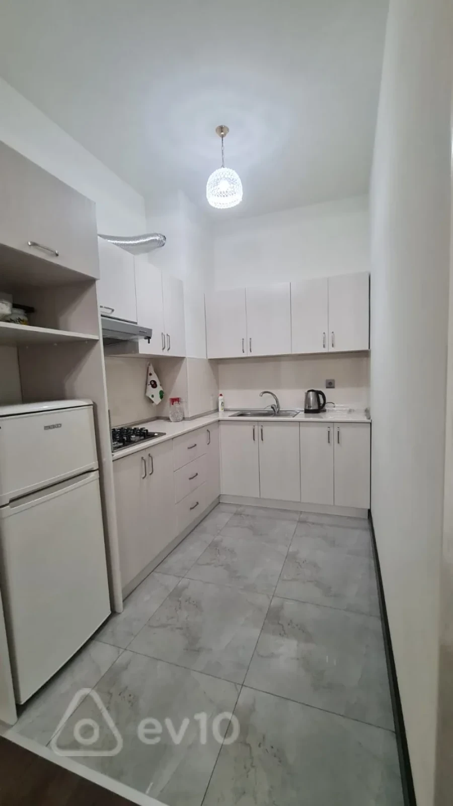 Satılır 2 otaqlı yeni tikili 55 m²