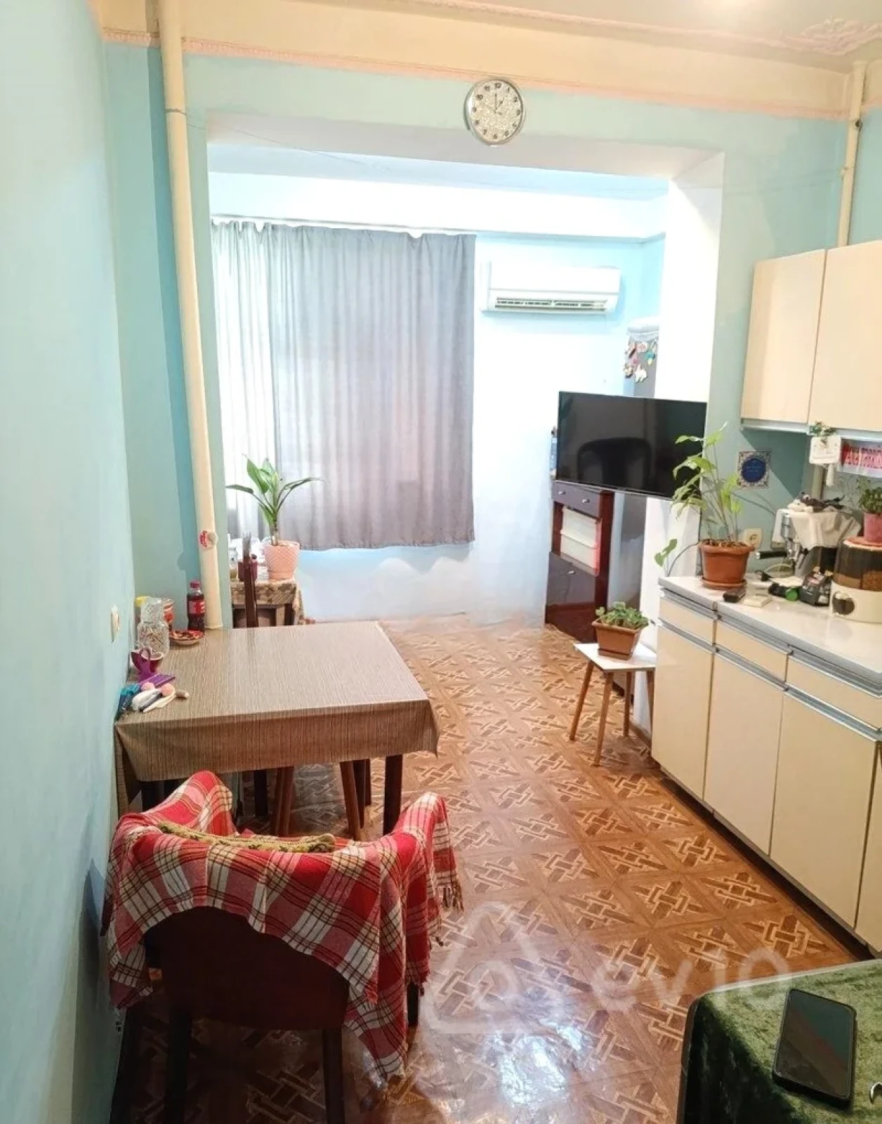 Satılır 3 otaqlı köhnə tikili 75 m²