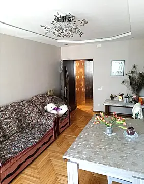 Satılır 3 otaqlı köhnə tikili 75 m²
