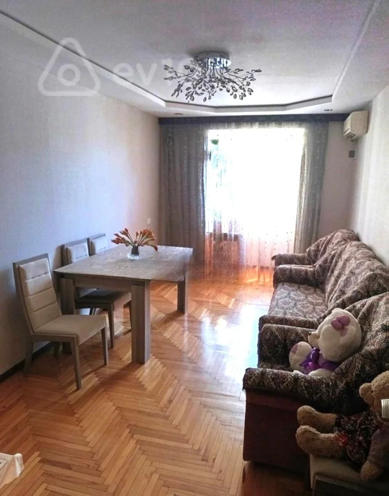 Satılır 3 otaqlı köhnə tikili 75 m²