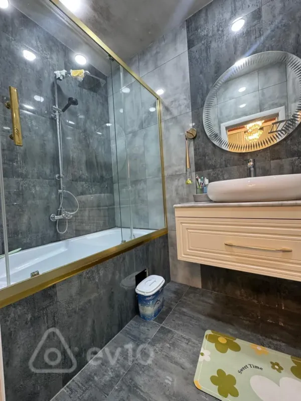 Satılır 2 otaqlı yeni tikili 90 m²