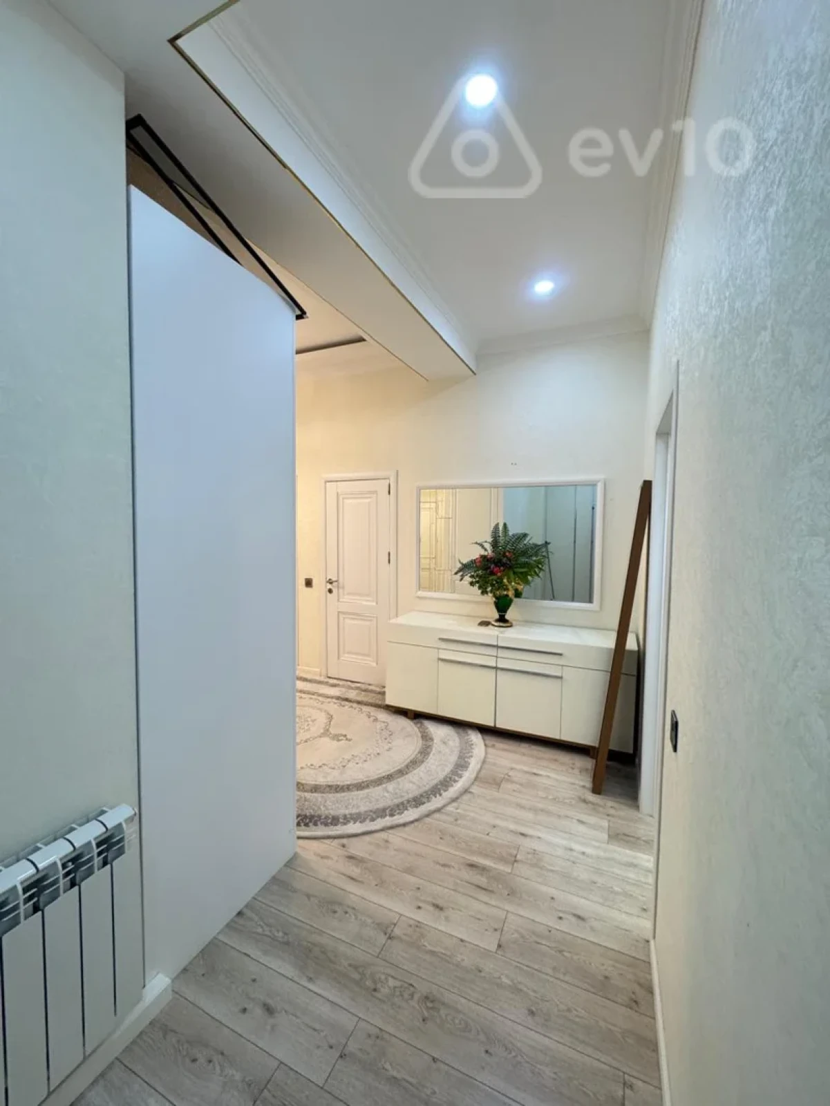 Satılır 2 otaqlı yeni tikili 90 m²