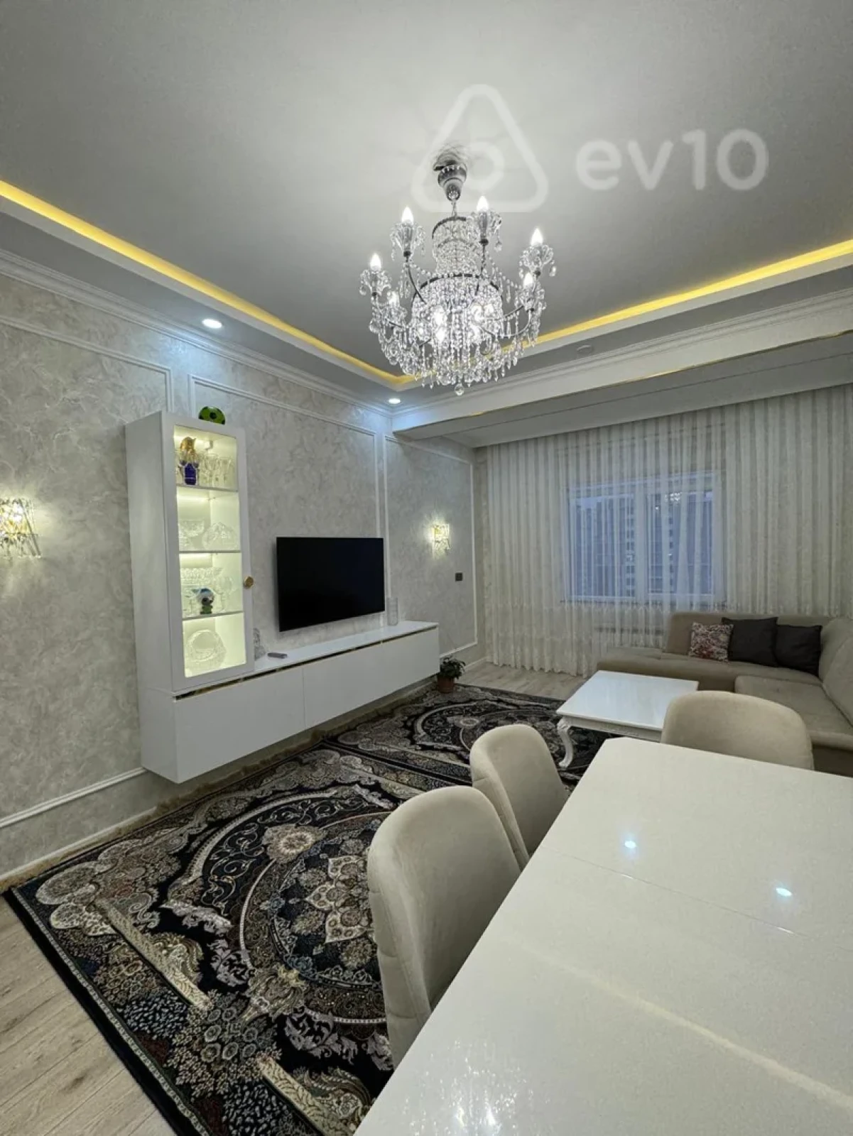 Satılır 2 otaqlı yeni tikili 90 m²
