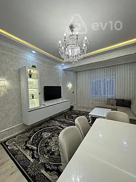 Satılır 2 otaqlı yeni tikili 90 m²