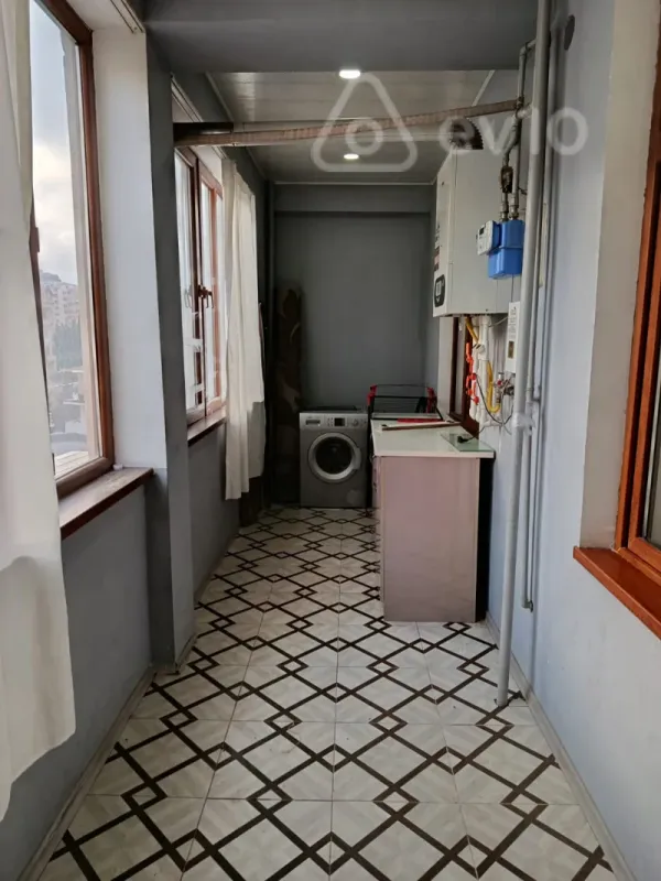 Kirayə verilir 3 otaqlı yeni tikili 110 m²